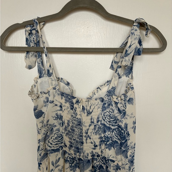 Reformation Nikita Dress in Pompadour - Picture 5 of 7